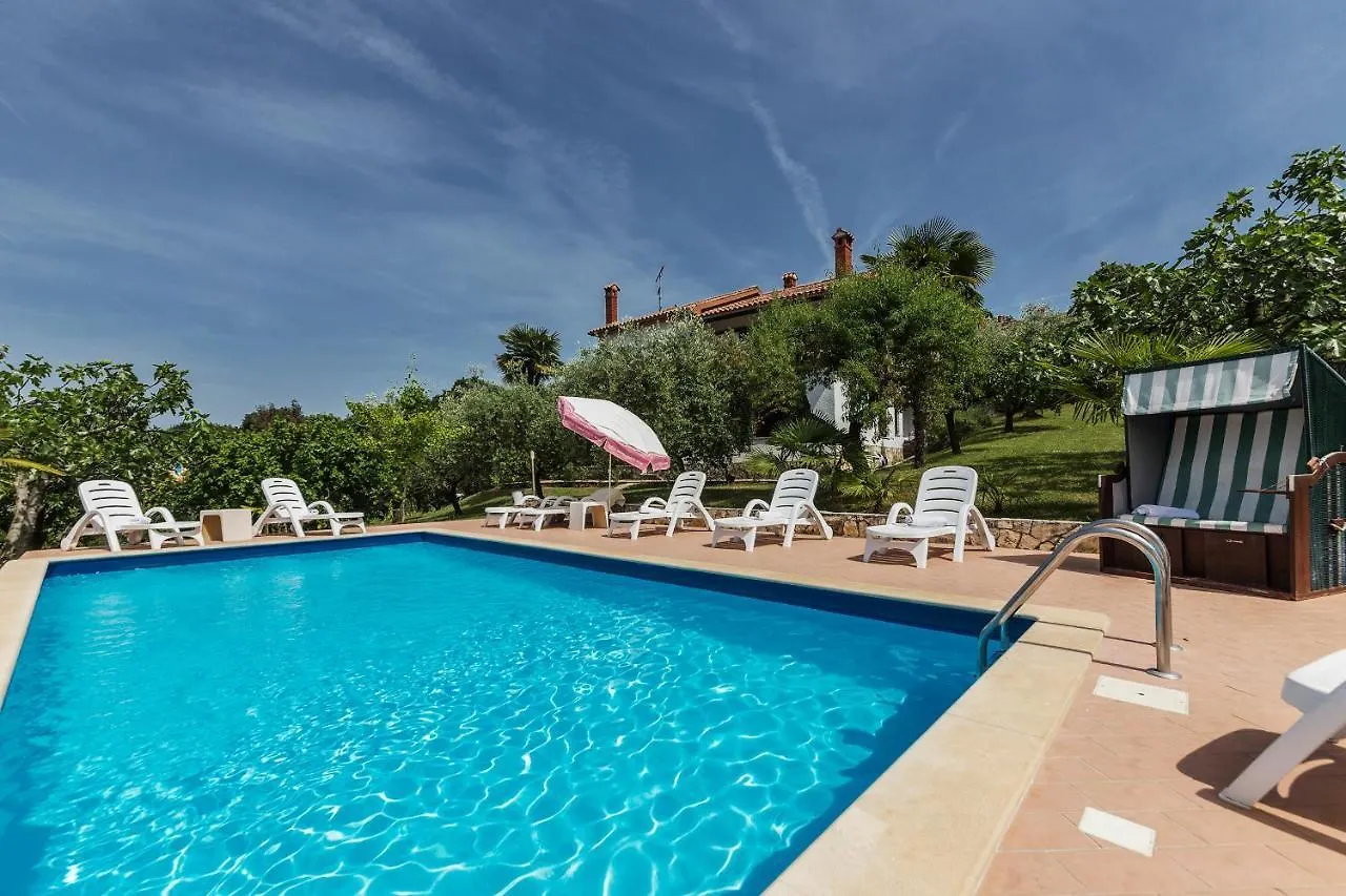 Apartment Mugeba Club Residence Porec Croatia