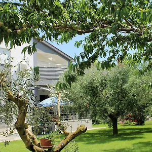  Apartman Nelle