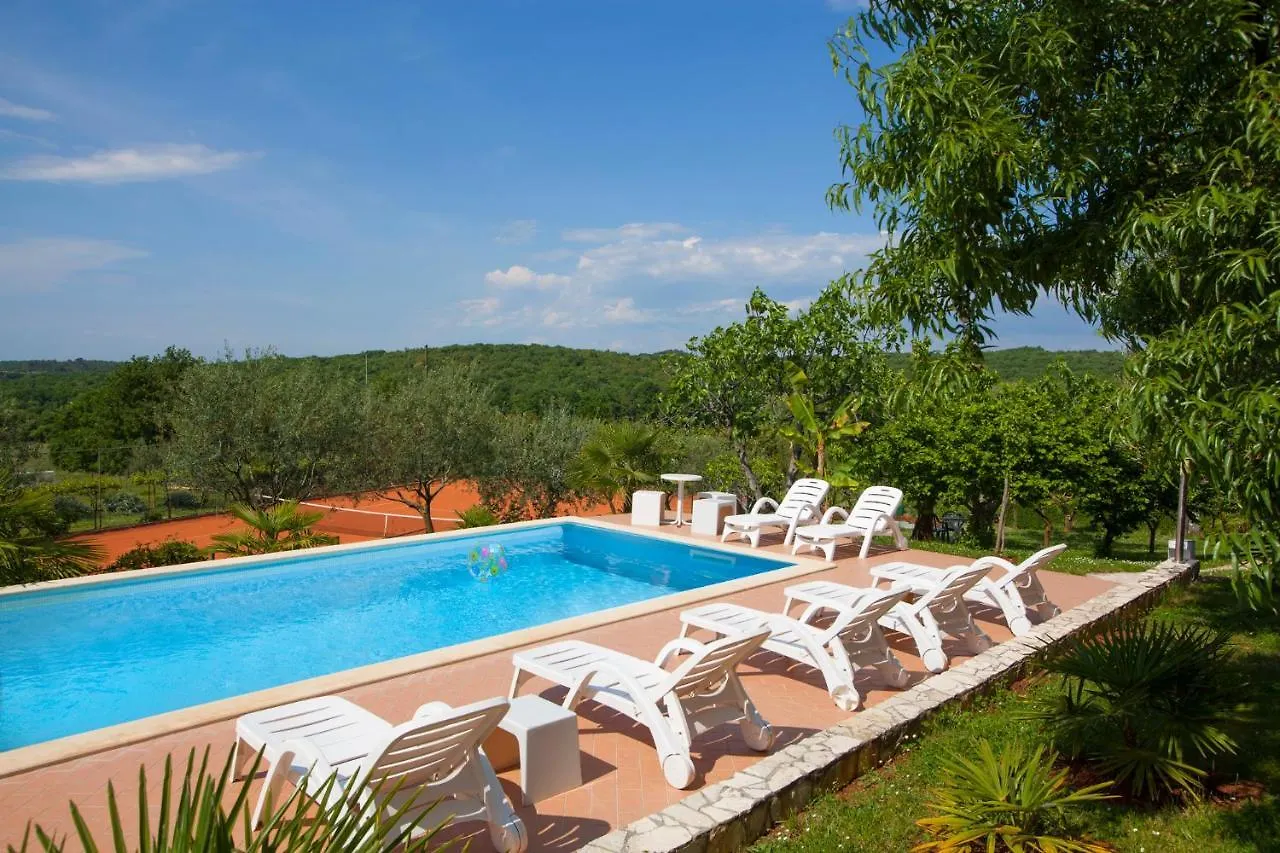 Mugeba Club Residence Porec