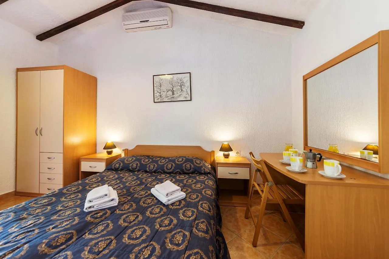Mugeba Club Residence contacts