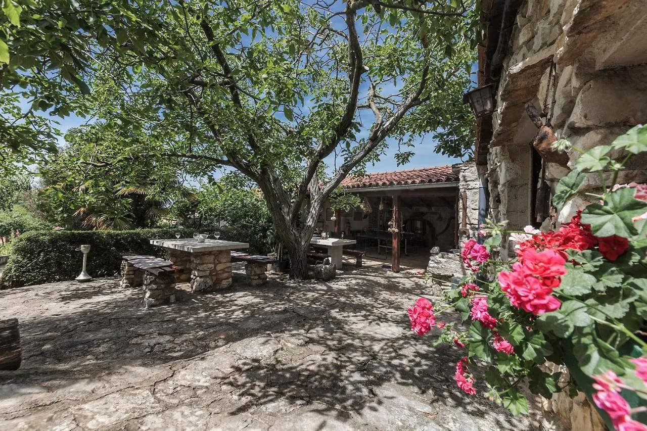 Apartment Mugeba Club Residence Porec